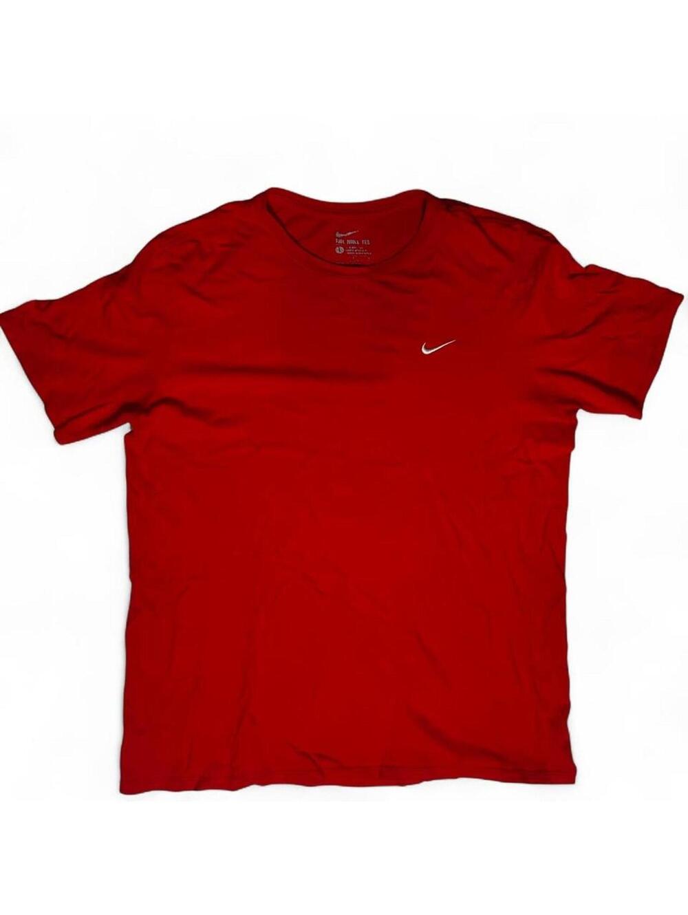 Nike Dri-FIT Embroidered Mini Swoosh Red T-Shirt Size Large